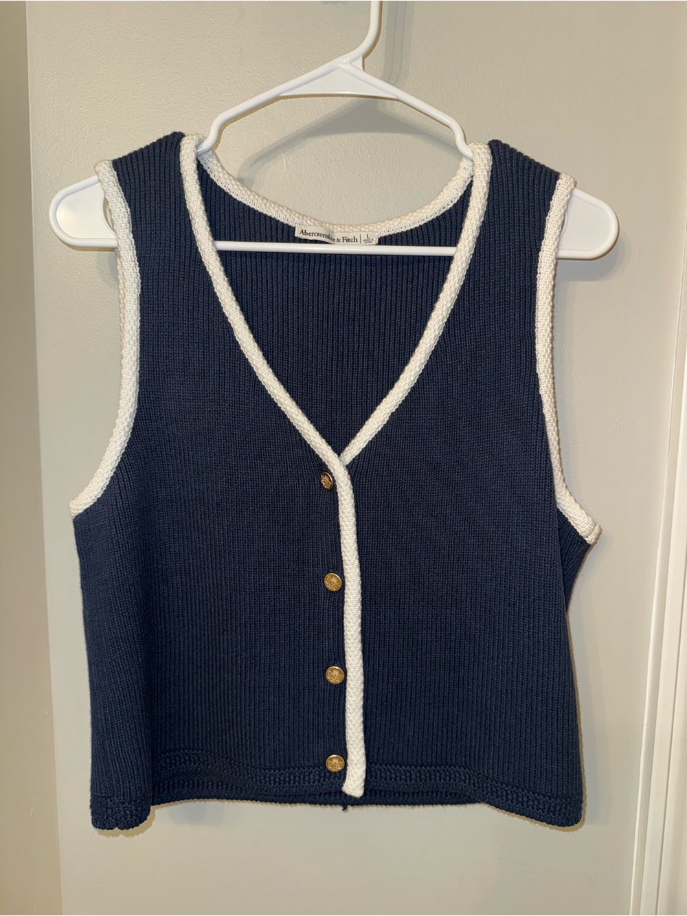Abercrombie & Fitch Mara Button-Up Sweater Vest in Navy